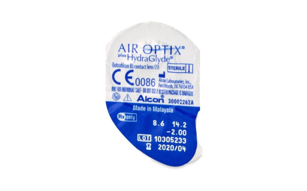 Air Optix plus HydraGlyde3